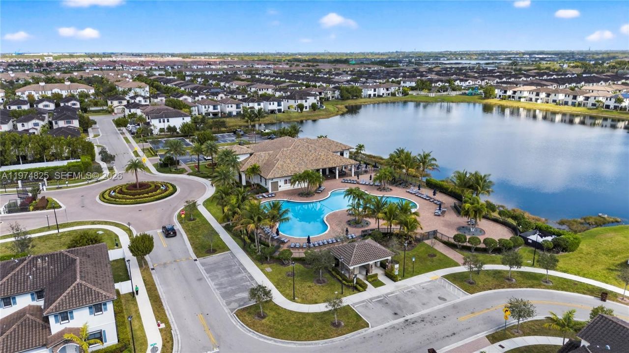 3542 W 93rd Pl, Hialeah, FL 33018 Photo