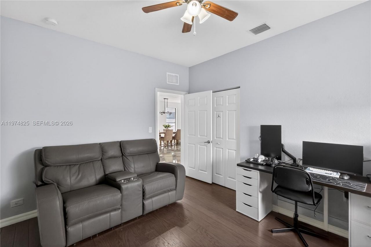 3542 W 93rd Pl, Hialeah, FL 33018 Photo