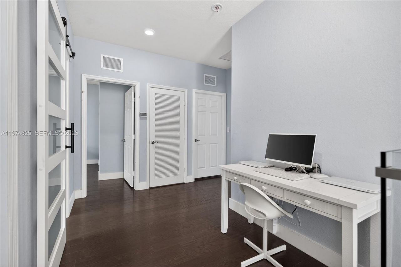 3542 W 93rd Pl, Hialeah, FL 33018 Photo