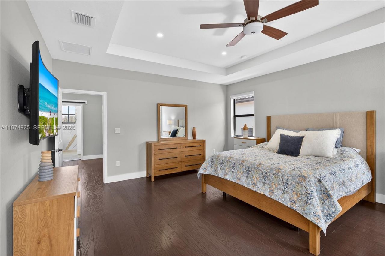 3542 W 93rd Pl, Hialeah, FL 33018 Photo