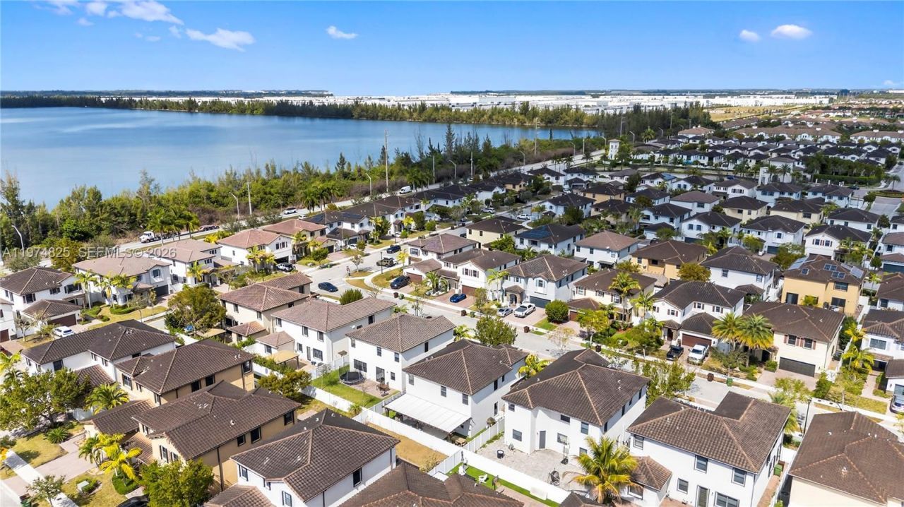 3542 W 93rd Pl, Hialeah, FL 33018 Photo