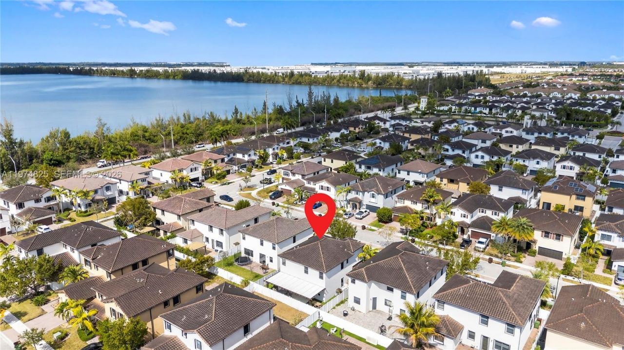 3542 W 93rd Pl, Hialeah, FL 33018 Photo