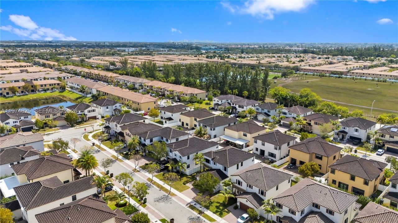 3542 W 93rd Pl, Hialeah, FL 33018 Photo