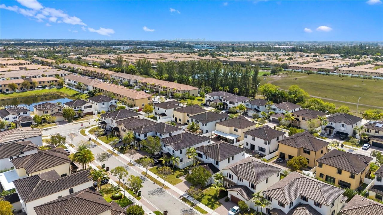 3542 W 93rd Pl, Hialeah, FL 33018 Photo