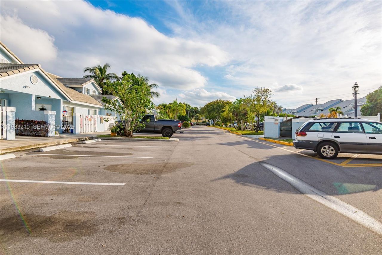 370 SE 2nd Ave, Unit G3, Deerfield Beach, FL 33441 Photo