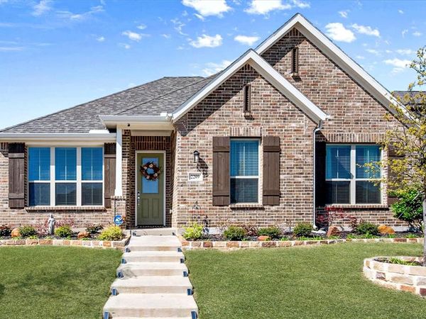 2209 Glacier Drive, Waxahachie, TX 75165