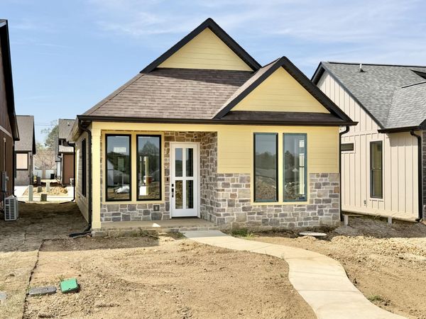 414 Idle Place Circle, Rossville, GA 30741