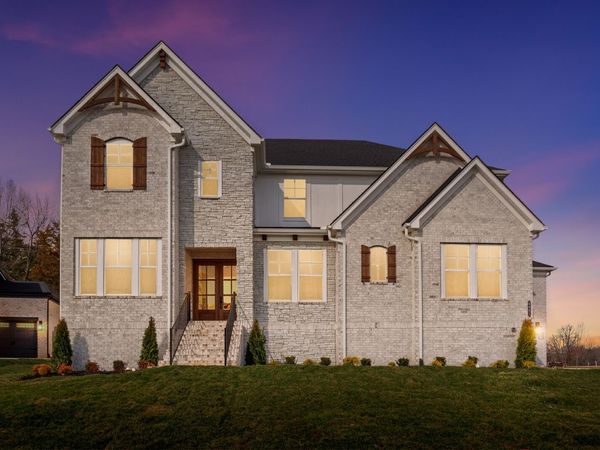 105 Cedarstone Dr, Mount Juliet, TN 37122