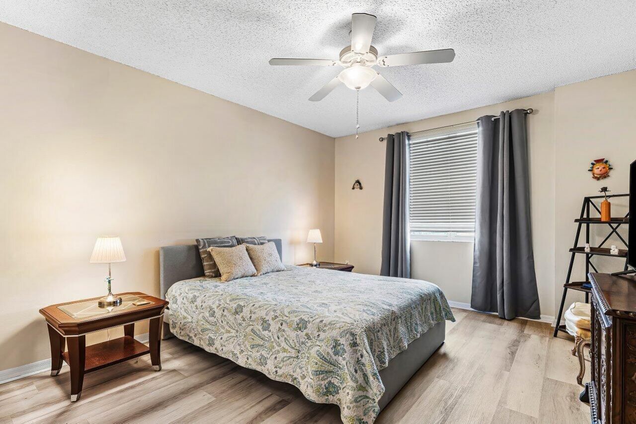 616 Clearwater Park Road, Unit 1206, West Palm Beach, FL 33401 Photo