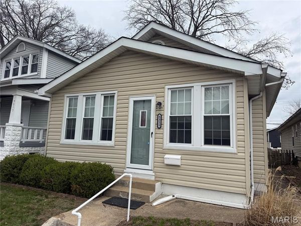 5311 Blow Street, St Louis, MO 63109