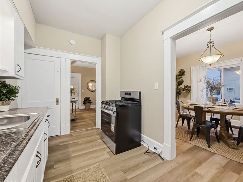 702 Dickson Street, Youngstown, OH 44502 Photo 11