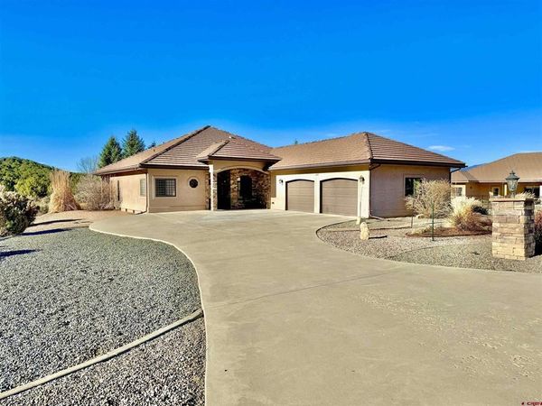 1215 SE Fairway Drive, Cedaredge, CO 81413