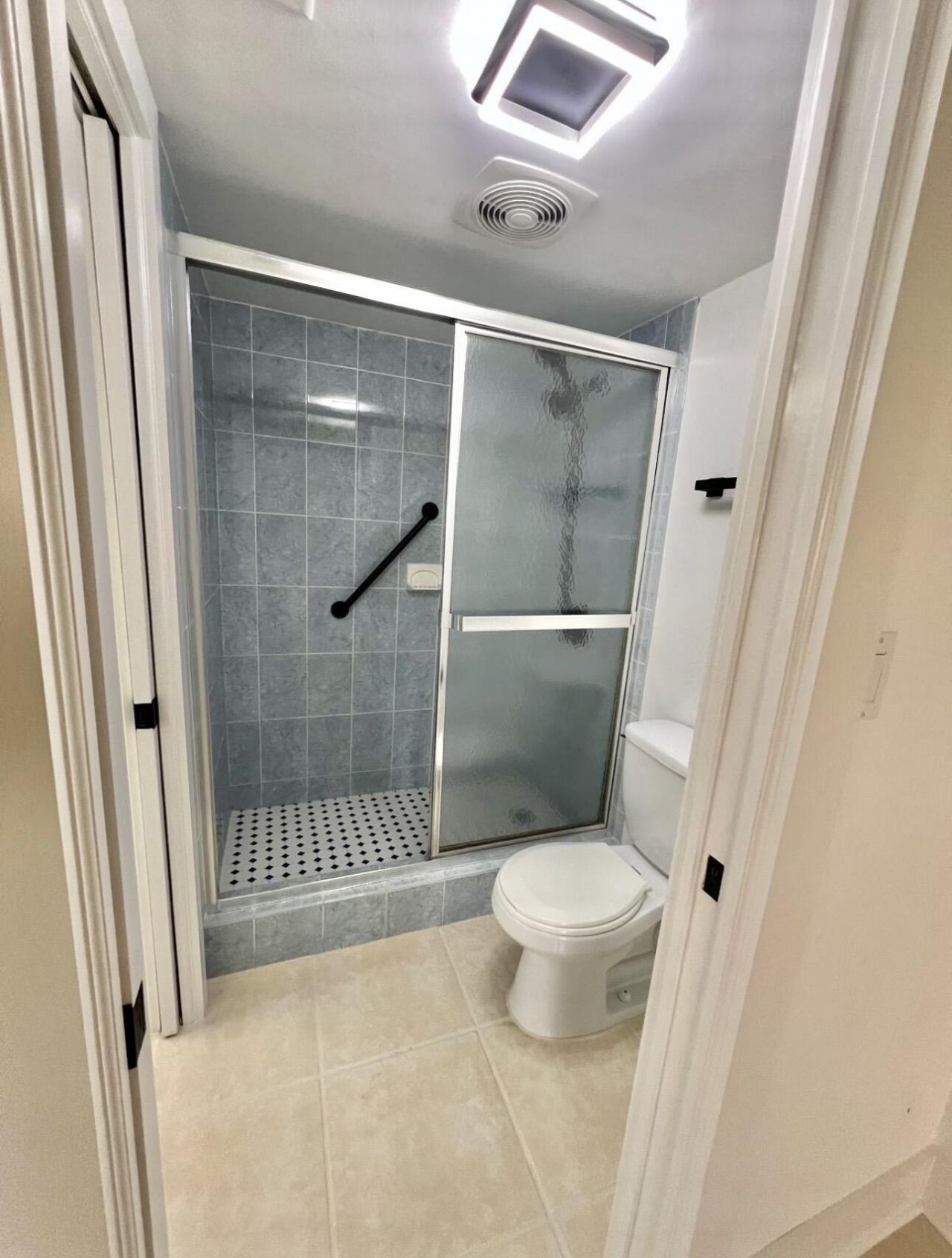 2615 Garden Drive N, Unit 104, Lake Worth Beach, FL 33461 Photo