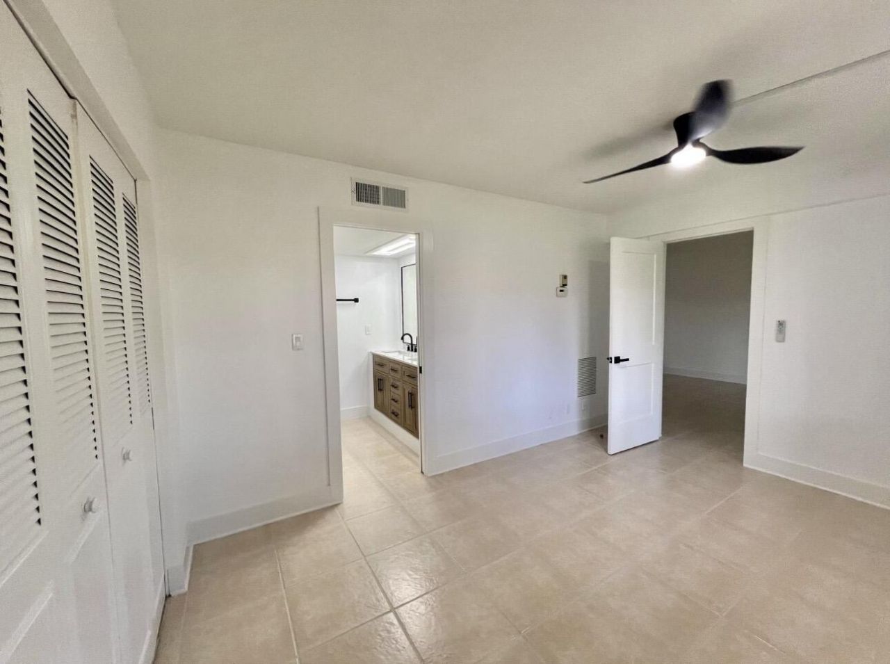 2615 Garden Drive N, Unit 104, Lake Worth Beach, FL 33461 Photo