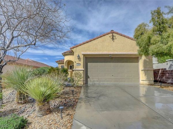 2700 Rue Montpellier Avenue, Henderson, NV 89044