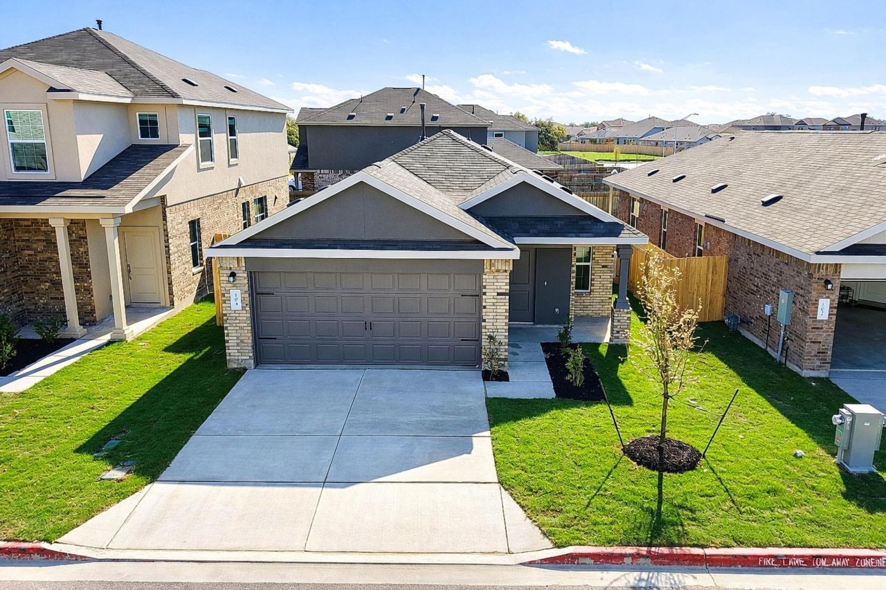 104 Sapling Dew Dr, Georgetown, TX 78628 Main Photo