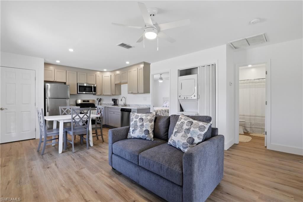 1046 Periwinkle Way, Sanibel, FL 33957 Photo