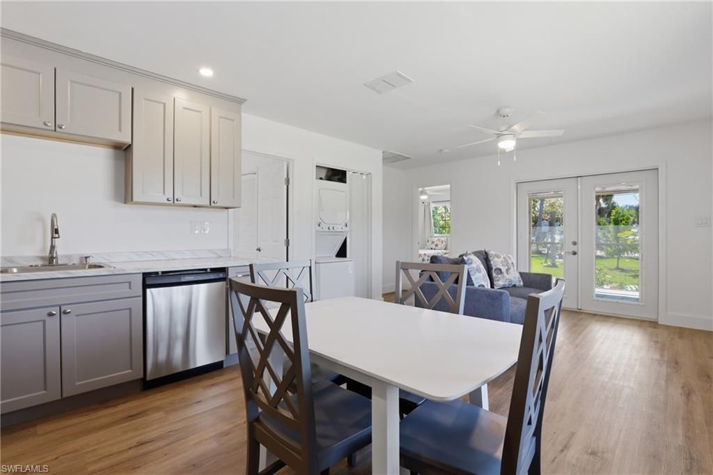 1046 Periwinkle Way, Sanibel, FL 33957 Photo