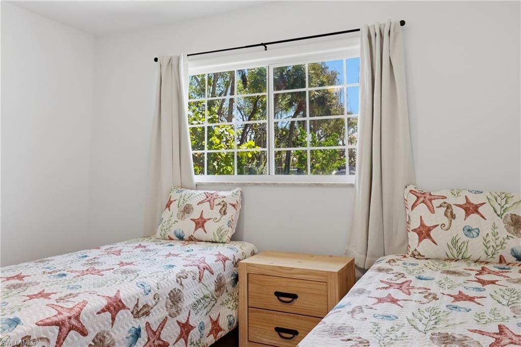 1046 Periwinkle Way, Sanibel, FL 33957 Photo