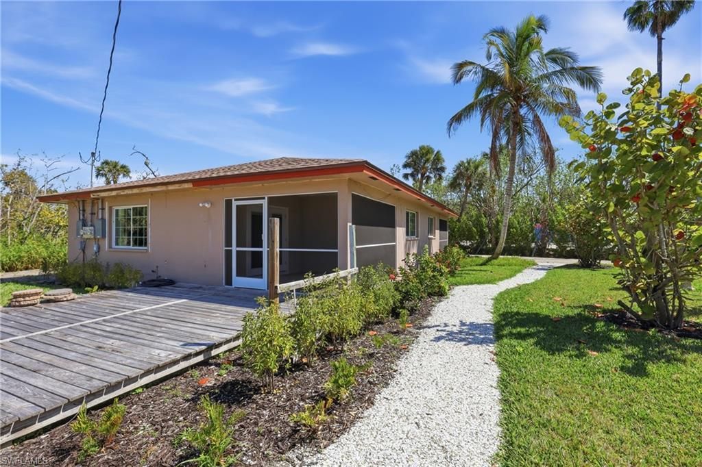 1046 Periwinkle Way, Sanibel, FL 33957 Photo