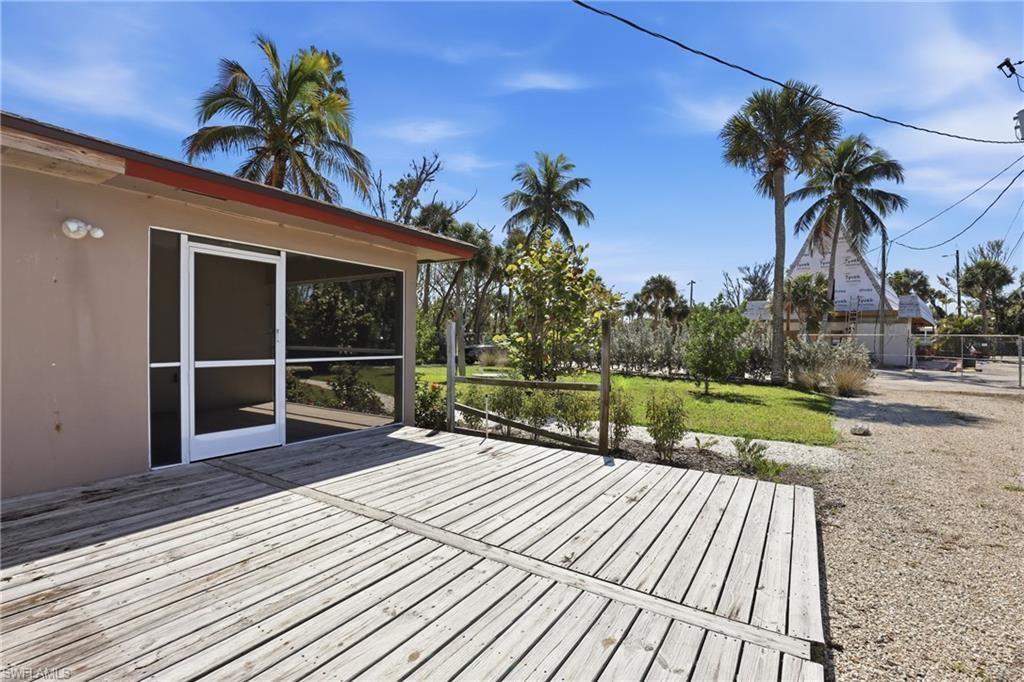 1046 Periwinkle Way, Sanibel, FL 33957 Photo