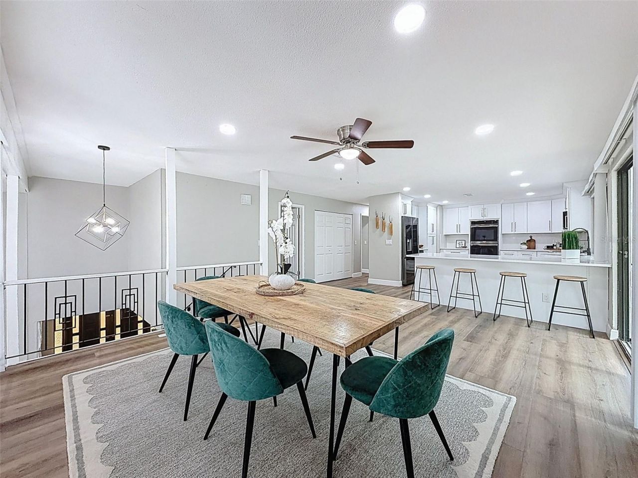 8430 144th Lane , Seminole, FL 33776 Photo