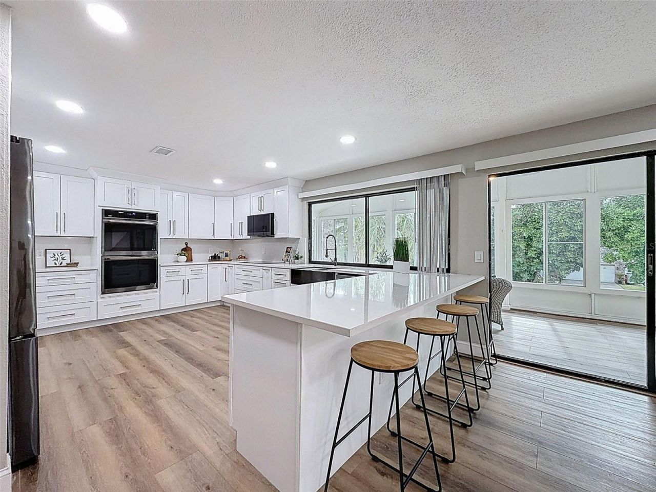 8430 144th Lane , Seminole, FL 33776 Photo