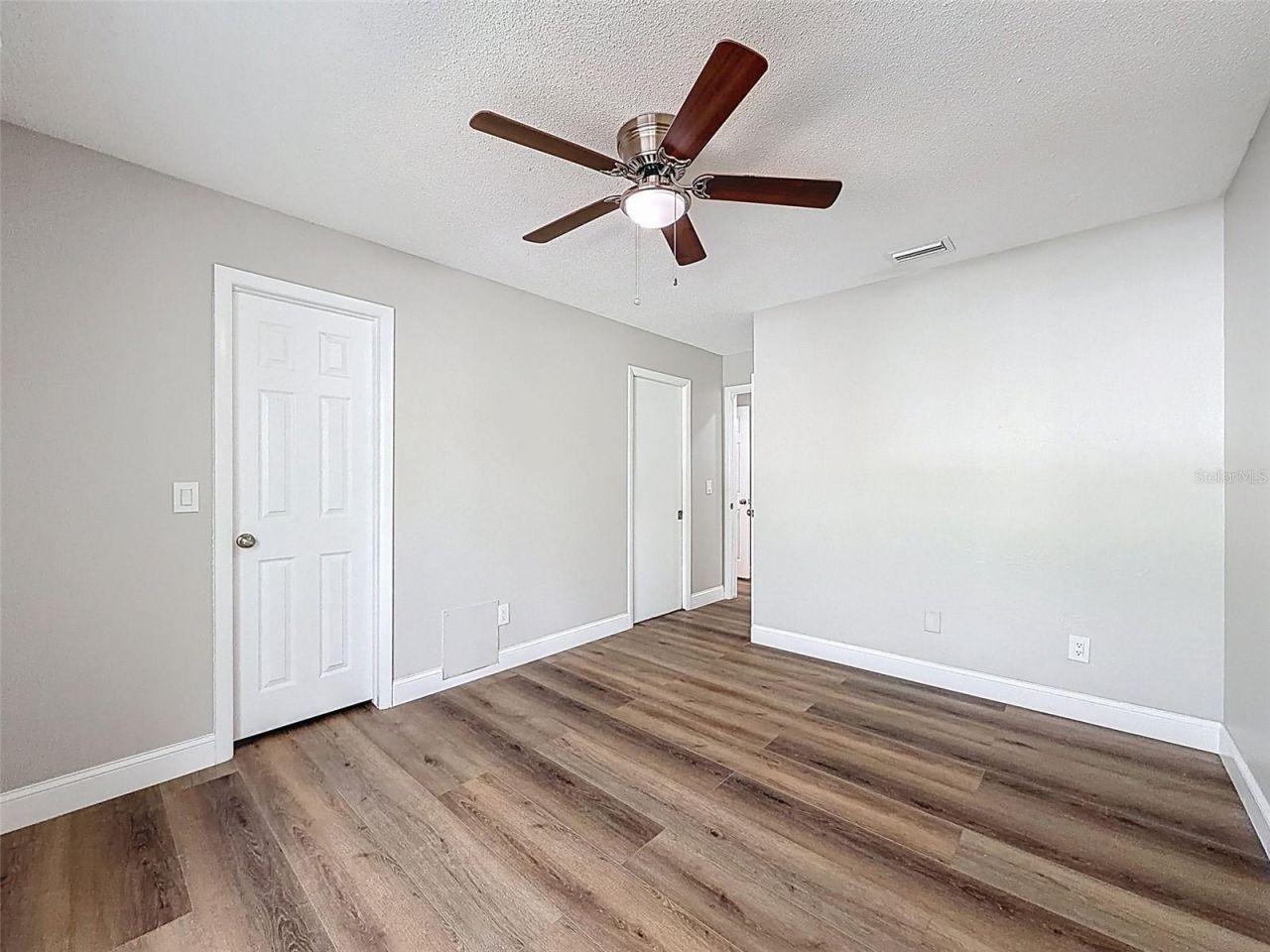 8430 144th Lane , Seminole, FL 33776 Photo