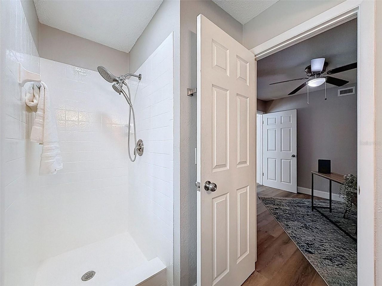 8430 144th Lane , Seminole, FL 33776 Photo