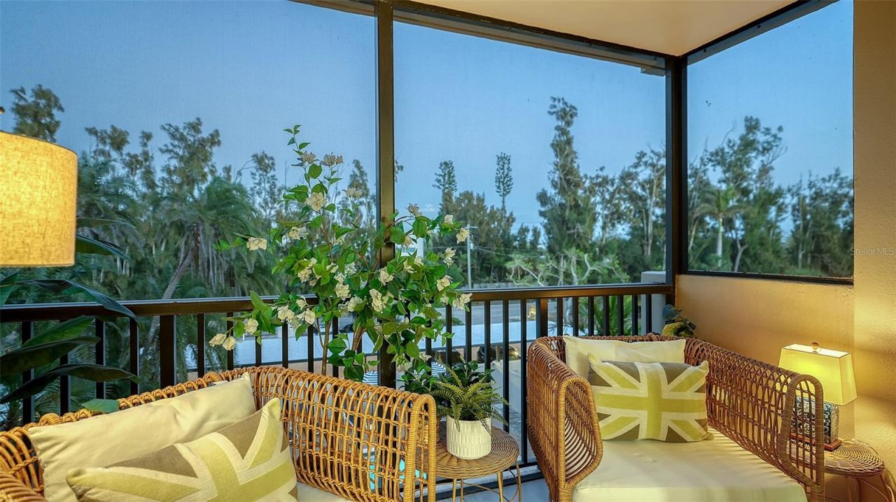 4900 Ocean Boulevard, Unit 304, Sarasota, FL 34242 Photo