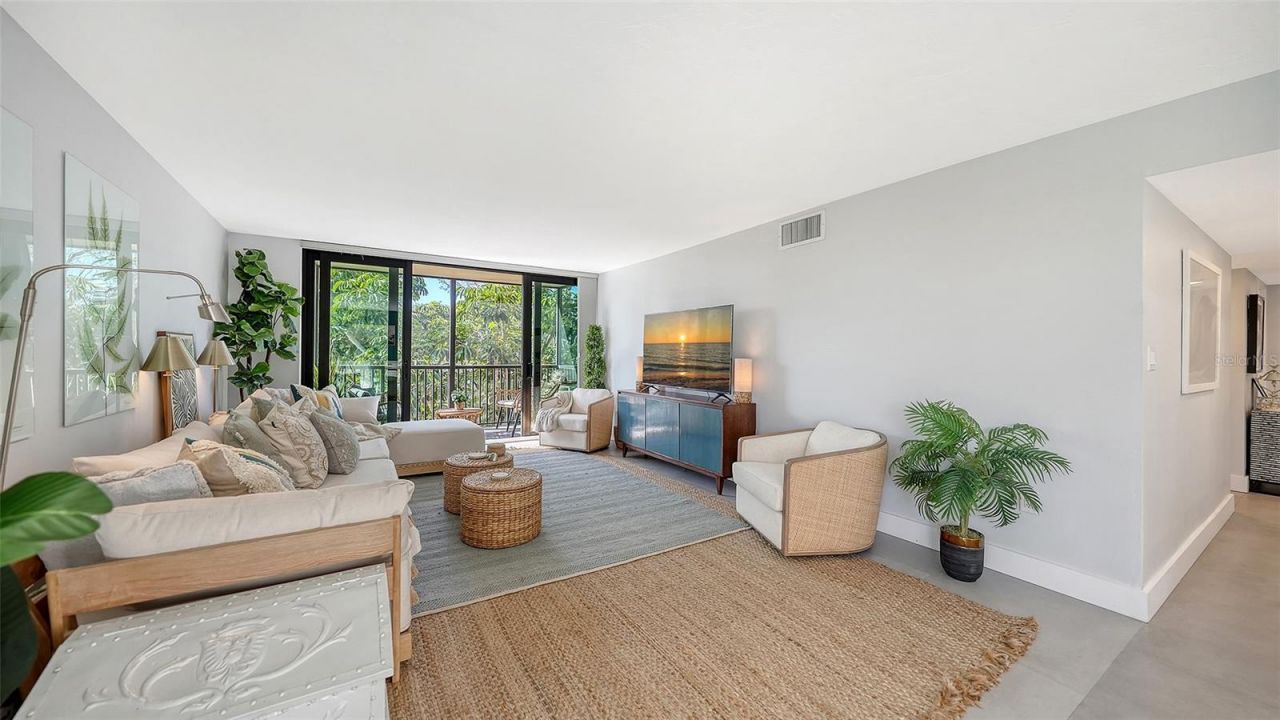 4900 Ocean Boulevard, Unit 304, Sarasota, FL 34242 Photo