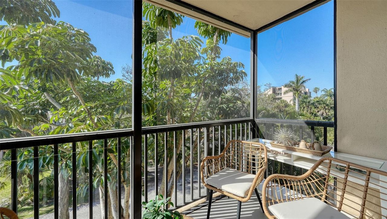 4900 Ocean Boulevard, Unit 304, Sarasota, FL 34242 Photo