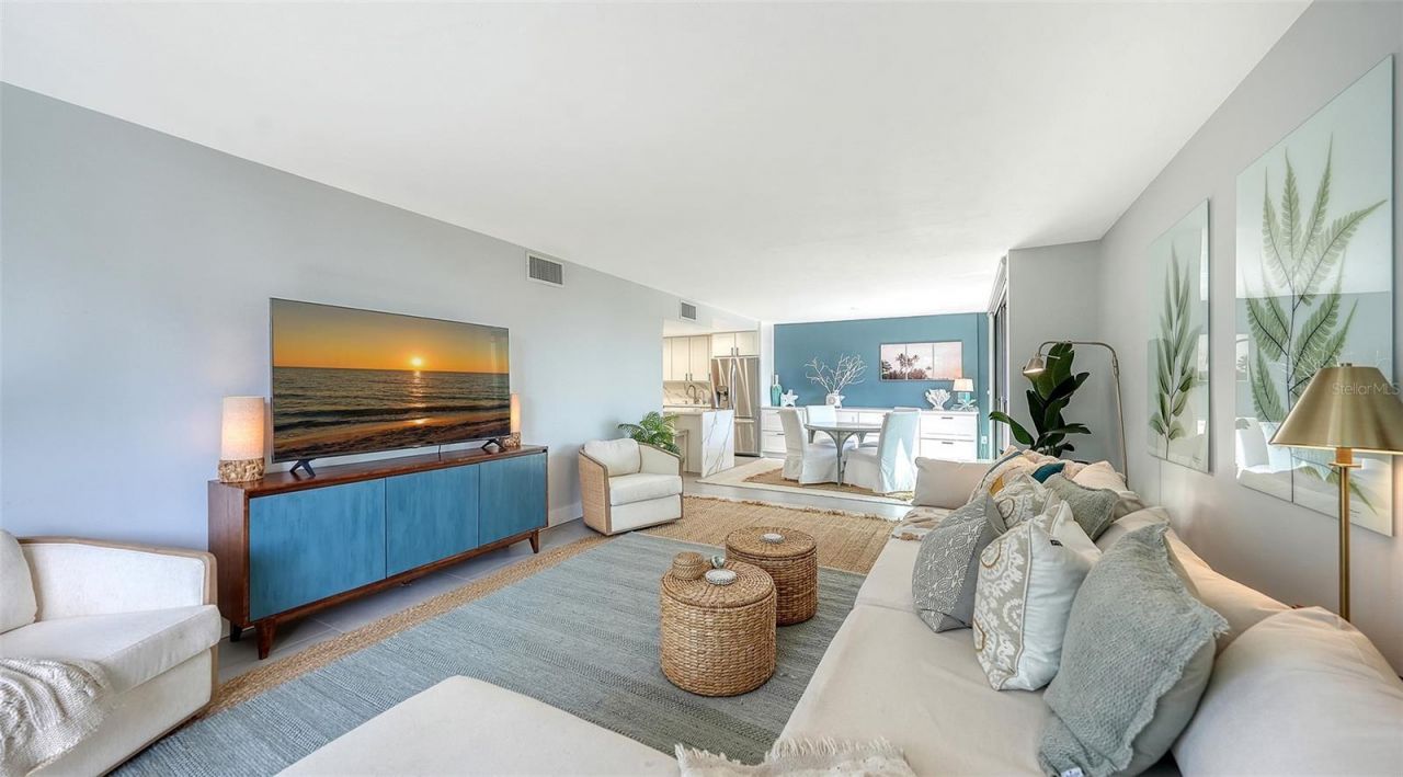 4900 Ocean Boulevard, Unit 304, Sarasota, FL 34242 Photo