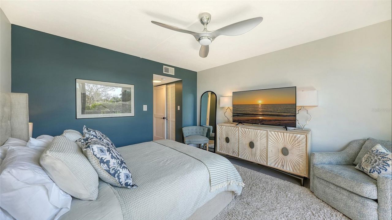 4900 Ocean Boulevard, Unit 304, Sarasota, FL 34242 Photo