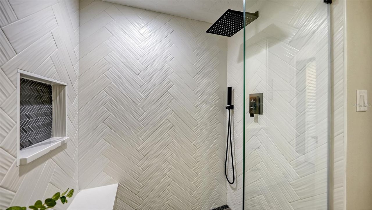 4900 Ocean Boulevard, Unit 304, Sarasota, FL 34242 Photo