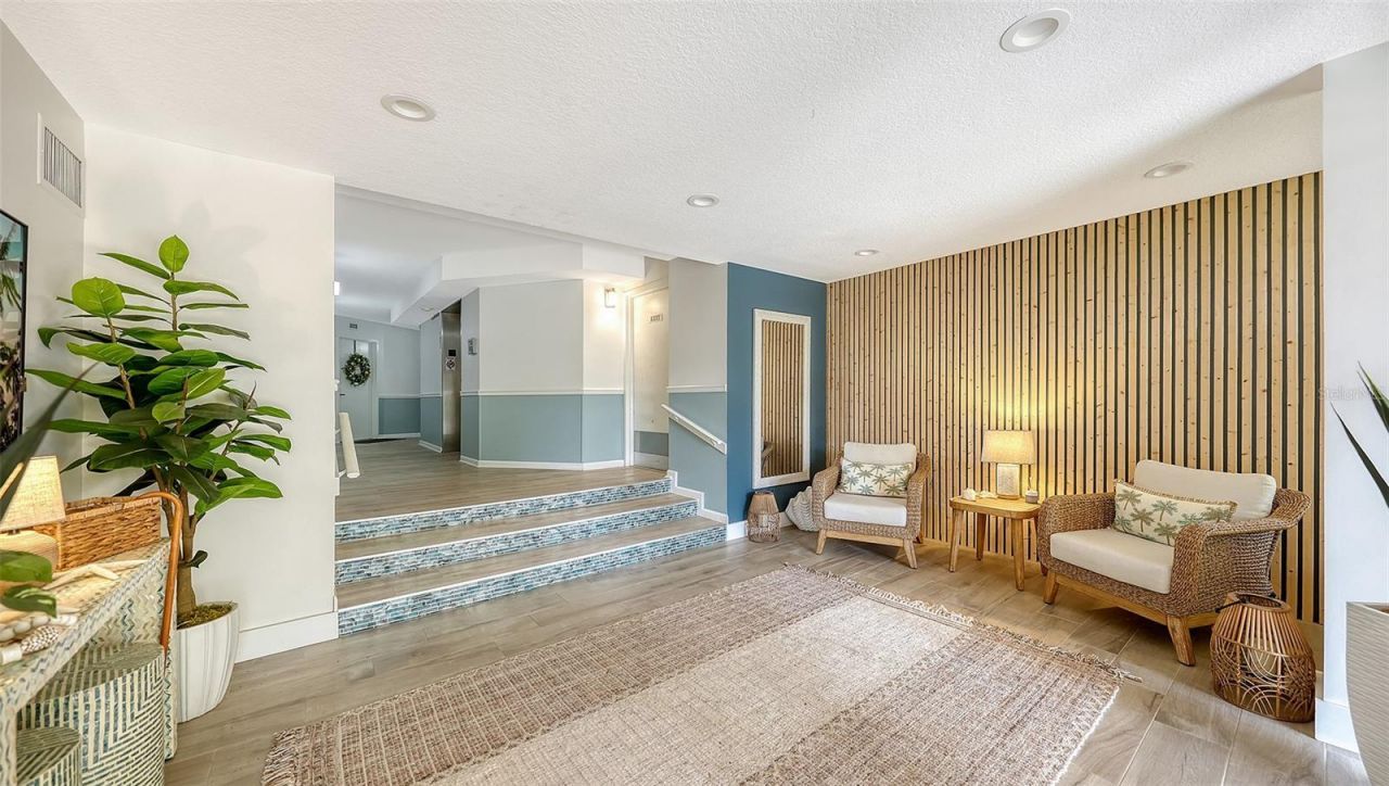 4900 Ocean Boulevard, Unit 304, Sarasota, FL 34242 Photo