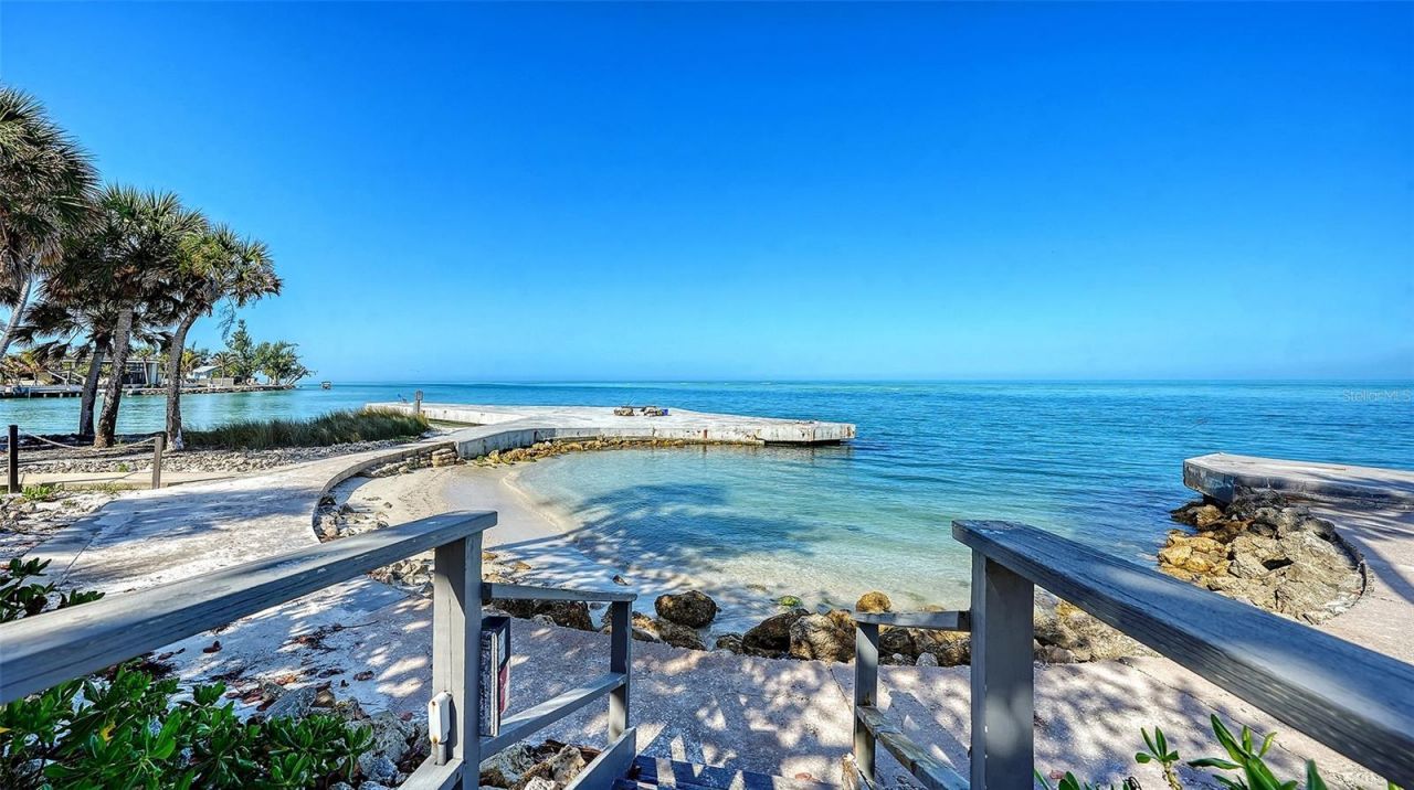 4900 Ocean Boulevard, Unit 304, Sarasota, FL 34242 Photo