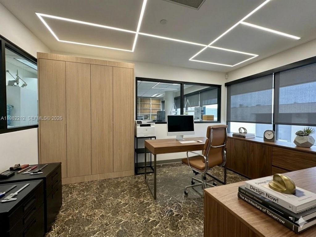 1111 N Kane Concourse, Unit 500, Bay Harbor Islands, FL 33154 Photo