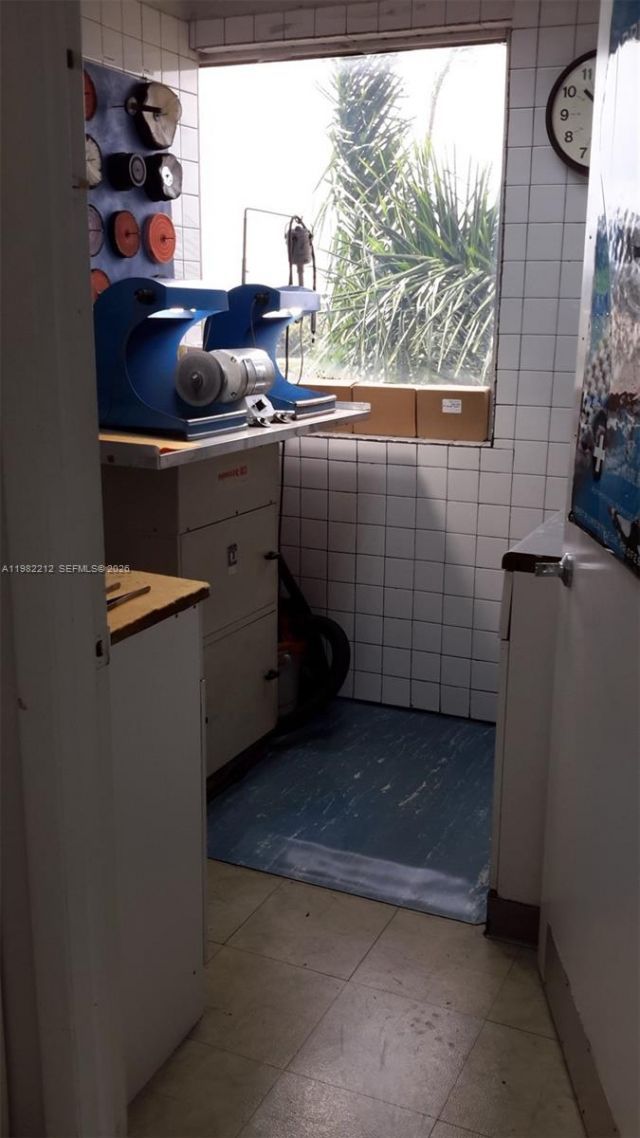 1111 N Kane Concourse, Unit 500, Bay Harbor Islands, FL 33154 Photo