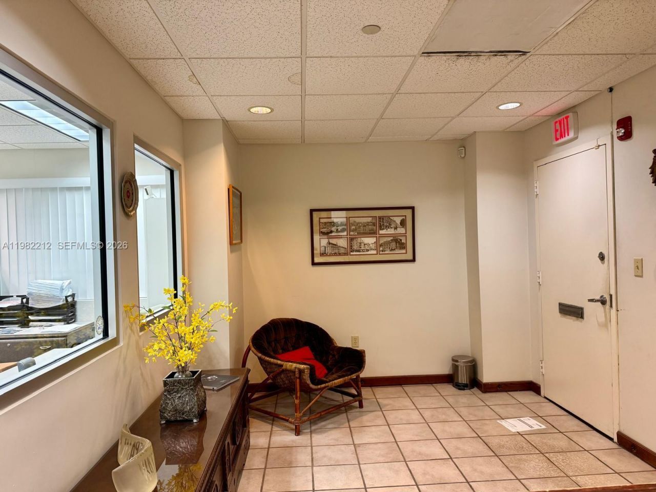 1111 N Kane Concourse, Unit 500, Bay Harbor Islands, FL 33154 Photo