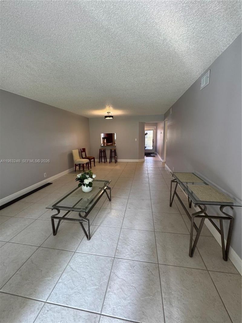 6095 N Sabal Palm Blvd, Unit 104, Tamarac, FL 33319 Photo