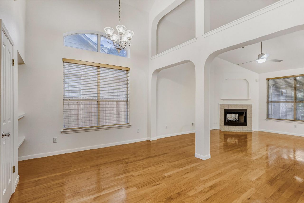 5109 Scottish Thistle Dr, Austin, TX 78739 Main Photo