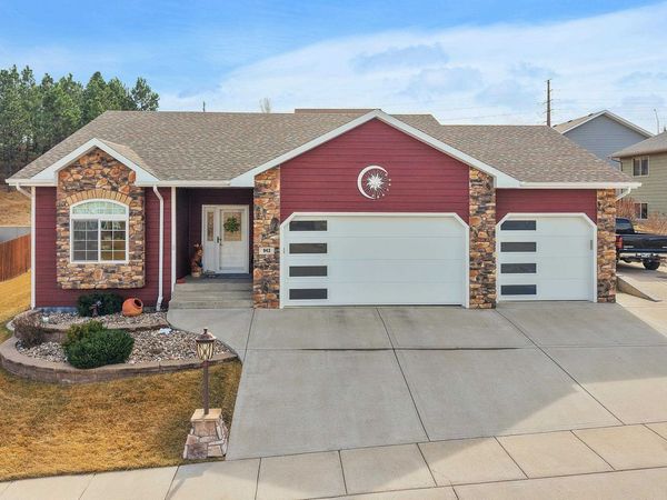 943 Sagewood Street, Rapid City, SD 57701