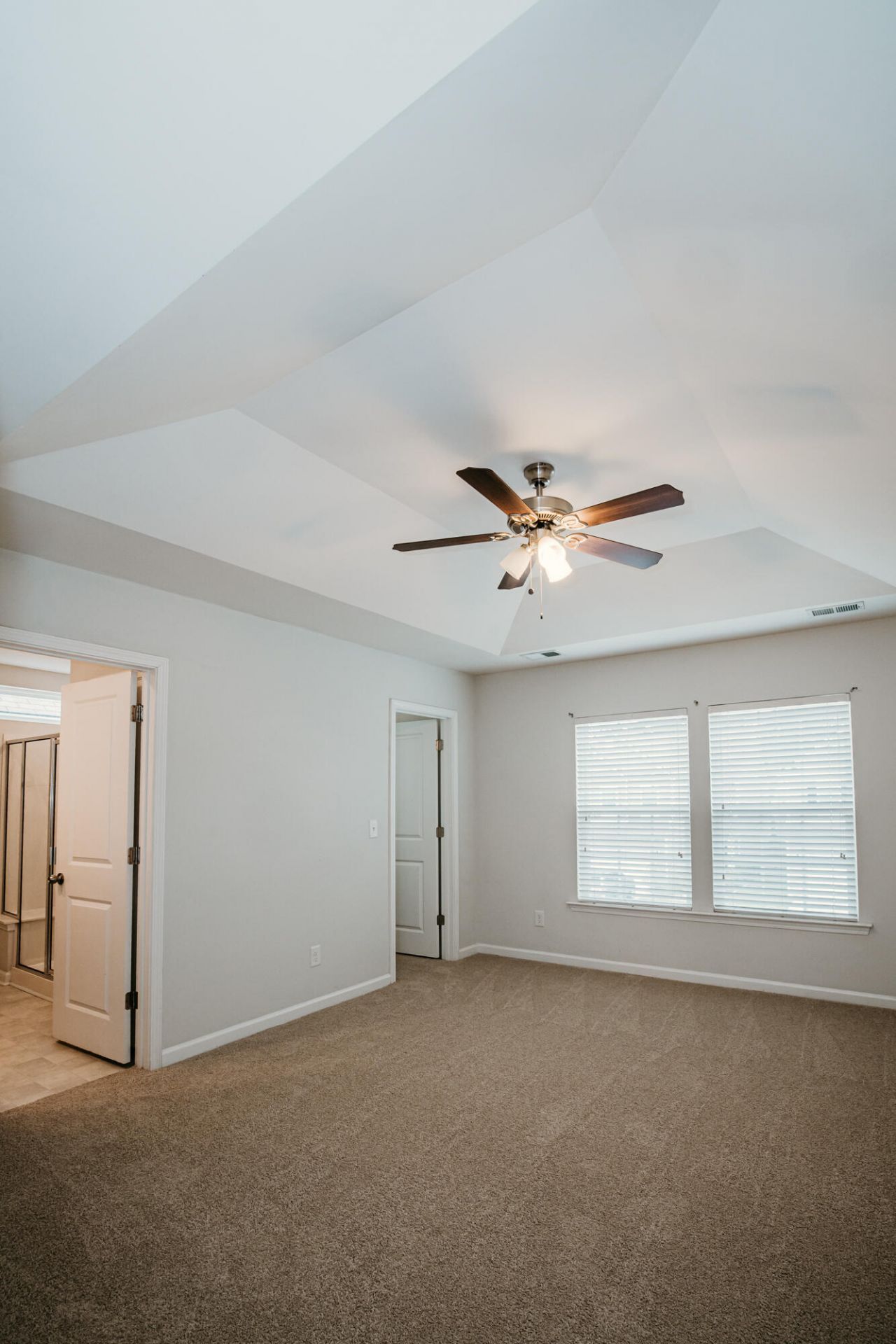 9804 Lone Cypress Lane Photo 18