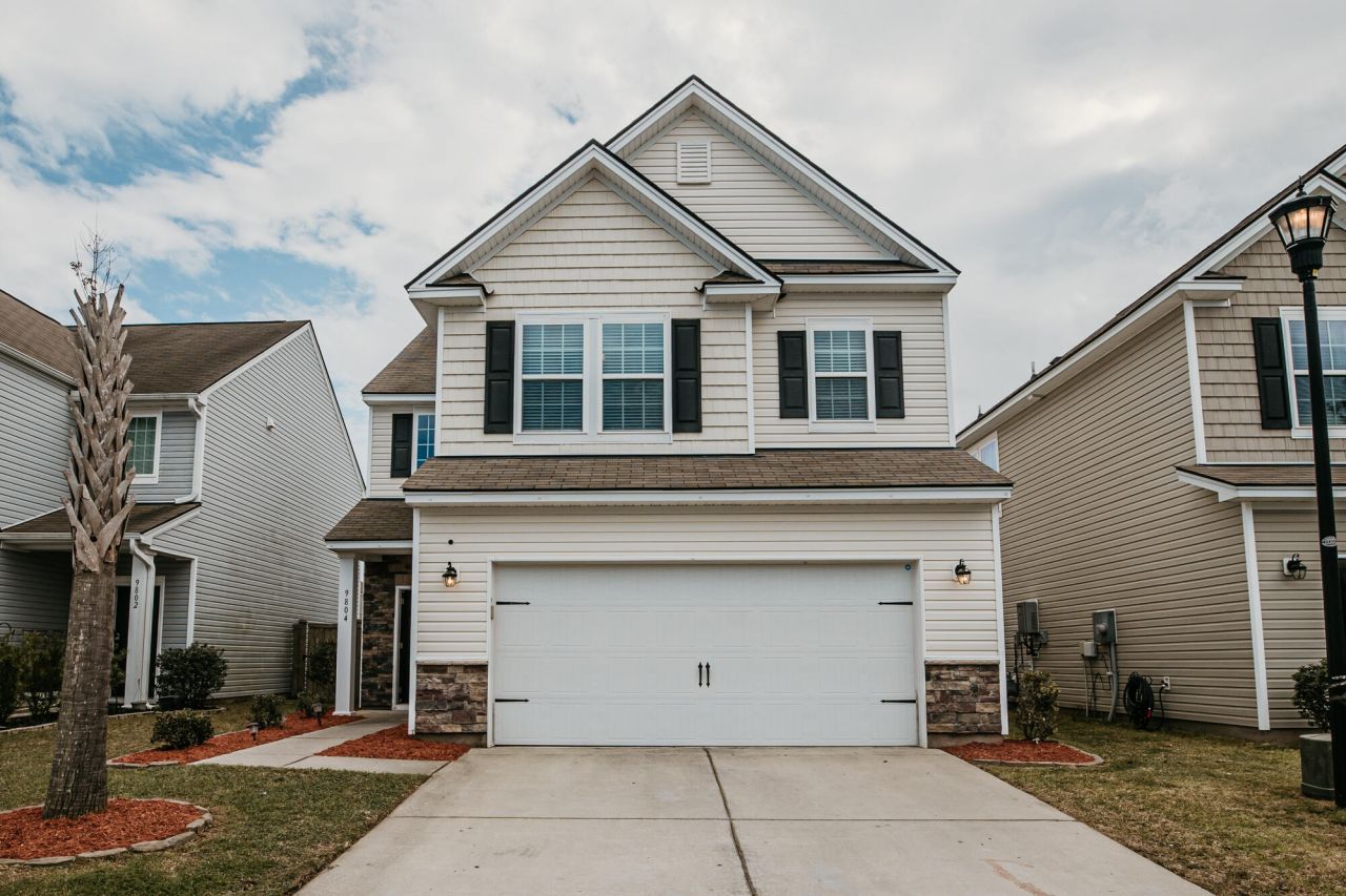 9804 Lone Cypress Lane Photo 2