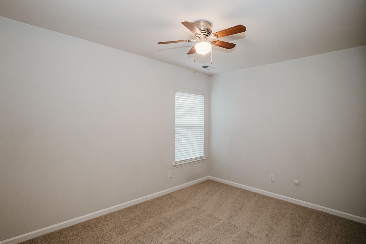 9804 Lone Cypress Lane Photo 27