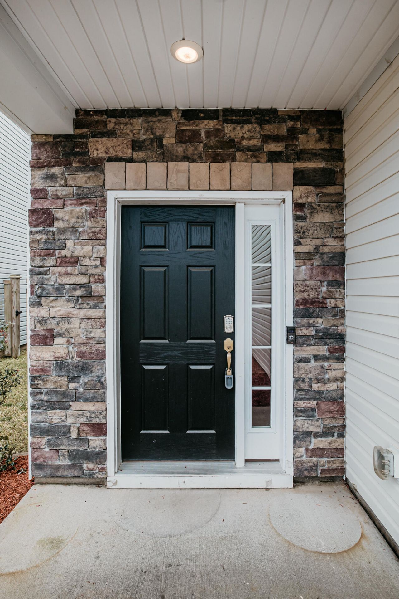 9804 Lone Cypress Lane Photo 3