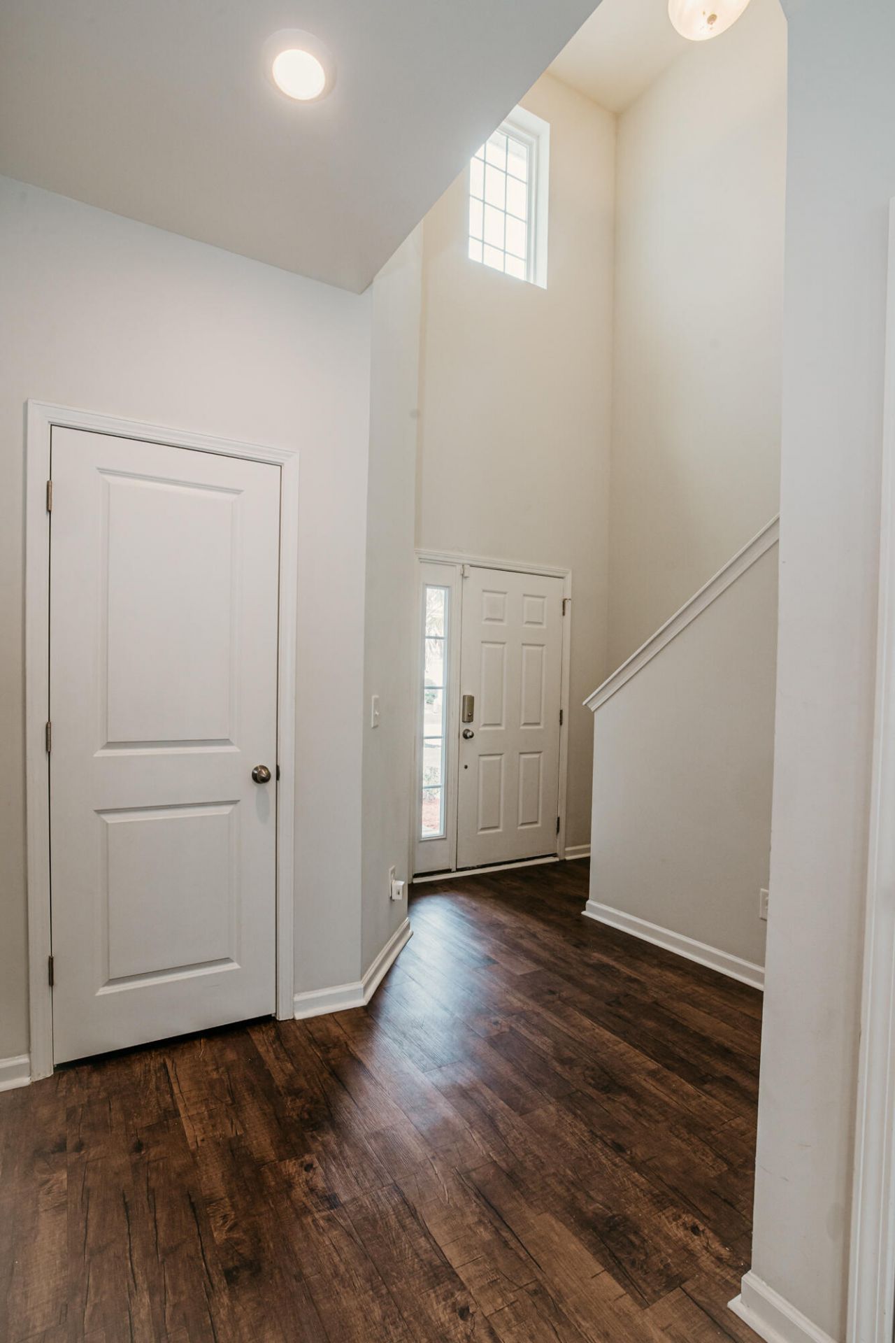 9804 Lone Cypress Lane Photo 6