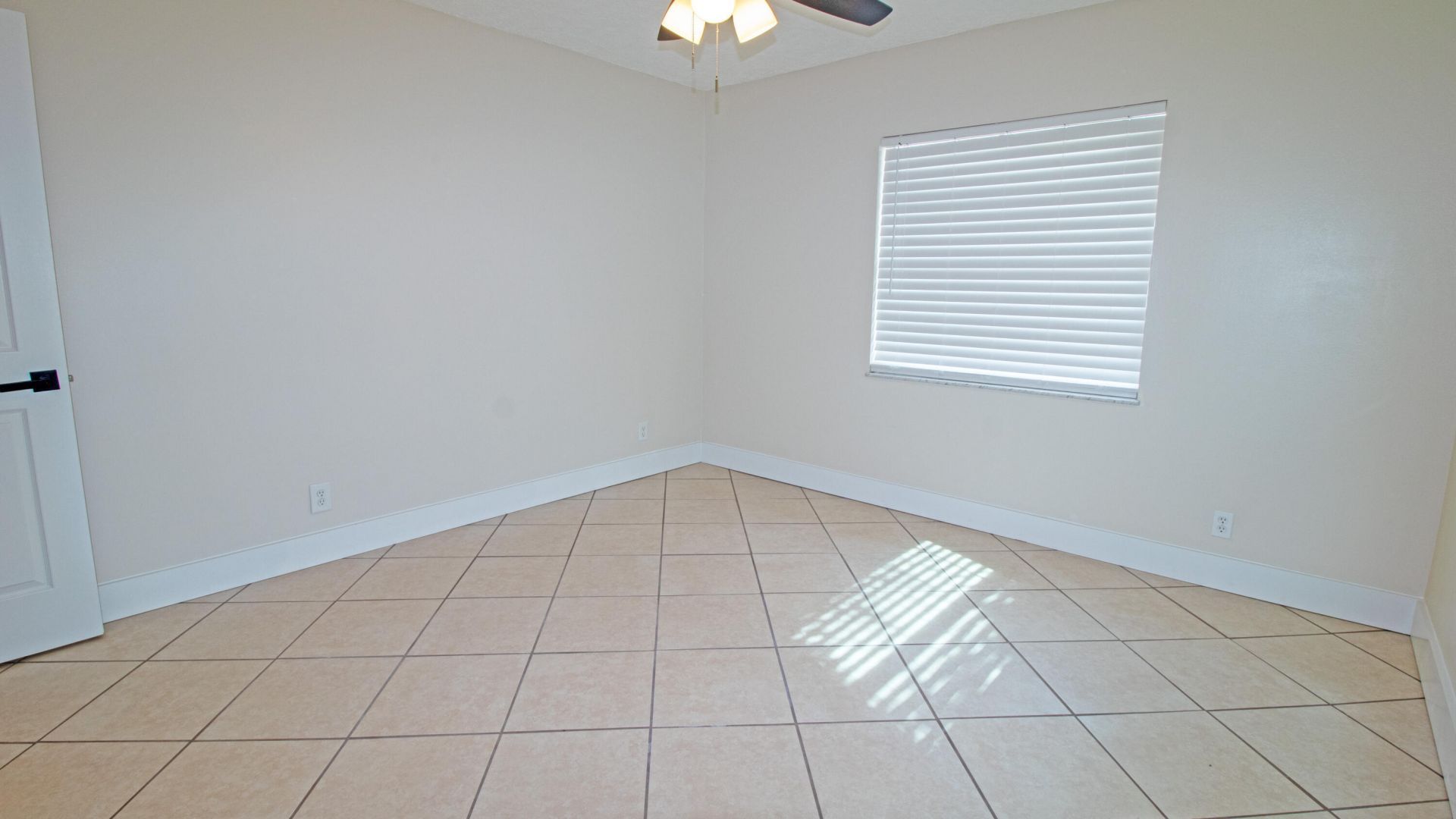 8755 SE Hobe Ridge Avenue, Hobe Sound, FL 33455 Photo