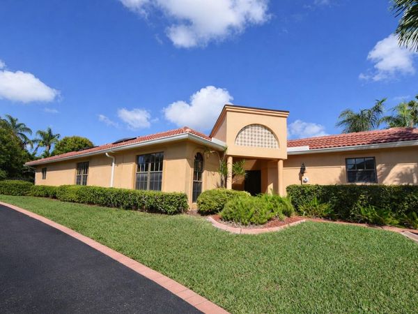 9044 Villa Portofino Circle, Boca Raton, FL 33496